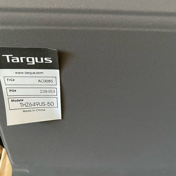 Targus folio case for Microsoft Surface Pro 4 - Picture 13 of 14